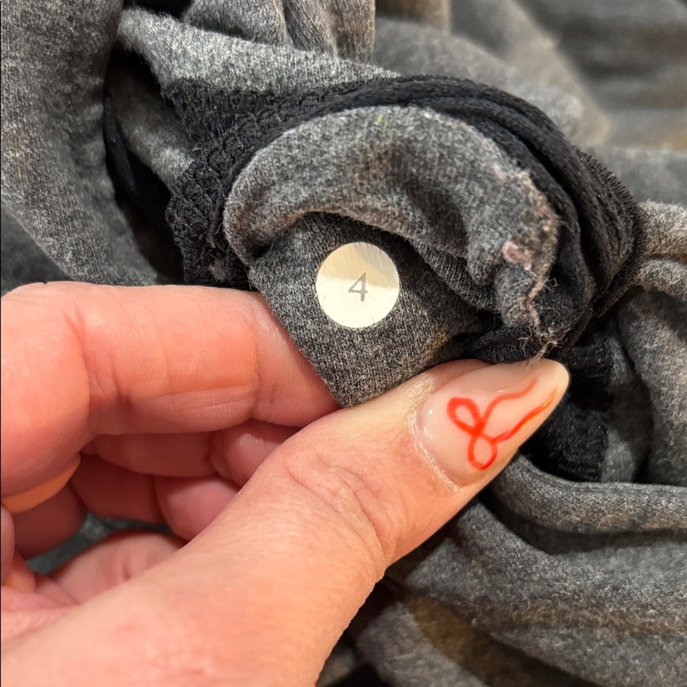 Lululemon Flashback Pullover Dark Gray Hoodie - image 4